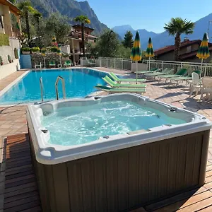 Clivia Apartment